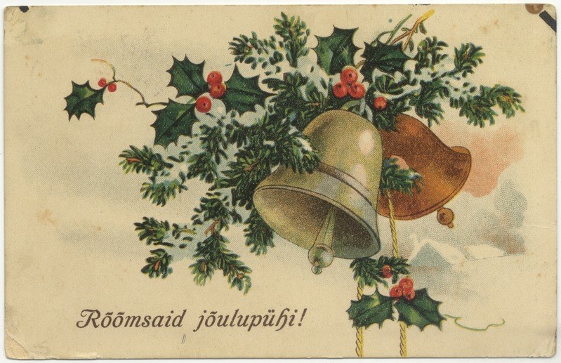 Altmodische Weihnachtskarte mit Stechpalme, roten Beeren und goldenen Glöckchen, mit festlichem Text, der eine fröhliche Weihnachten wünscht.