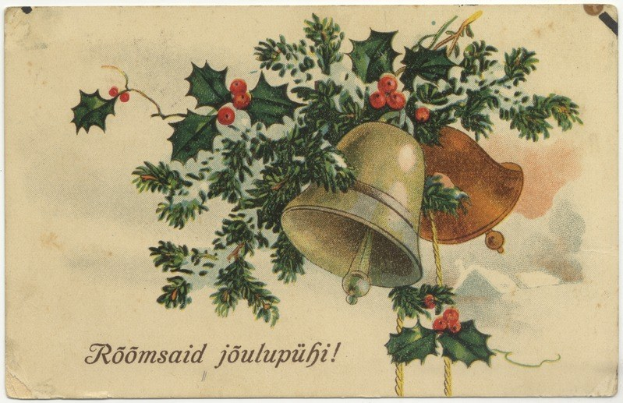 Altmodische Weihnachtskarte mit Stechpalme, roten Beeren und goldenen Glöckchen, mit festlichem Text, der eine fröhliche Weihnachten wünscht.