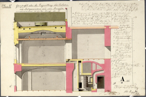 Ein detailliertes architektonisches Drawing eines Konzertsaals mit einem großen Auditorium, kleineren Räumen, komplexen Wanddesigns und einer Decke mit Säulen und Bögen, begleitet von beschreibendem Text.