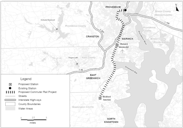 Schwarze und weiße Stadtkarte mit einem Fluss, die ein vorgeschlagenes S-Bahn-Projekt und detaillierte Straßen, Autobahnen und stadtinterne Merkmale zeigt.